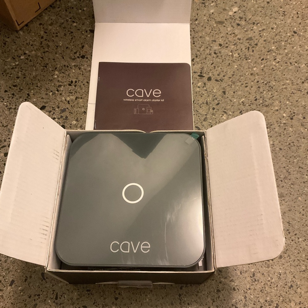 Veho Cave Smart Home Wireless Security Alarm System Starter Kit (BNIB)